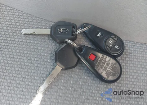 2011 Subaru Forester 2.5X Premium из США, поврежденный, VIN JF2SHBCC9BH758640